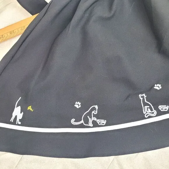 Black elastic flared skirt girls size 4 removable suspenders embroidered cats XS - Picture 6 of 9
